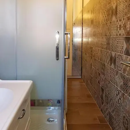 A Few Steps From The Sea Apartment *
